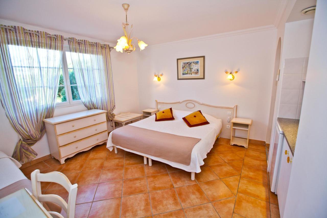 Residence Hoteliere La Pinede Bleue Hyères Cameră foto